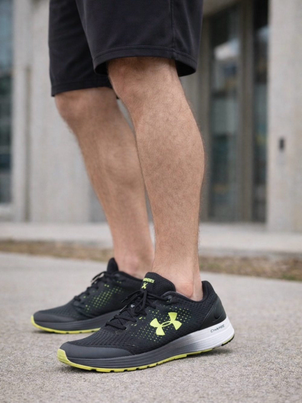 Under Armour Charged Bandit 4 Running Shoes Black Volt Men’s Size 12.5